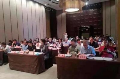 تم عقد الدورة الرابعة للمجلس الدائم لاتحاد التعبئة والتغليف الصيني بنجاح في شنغهاي